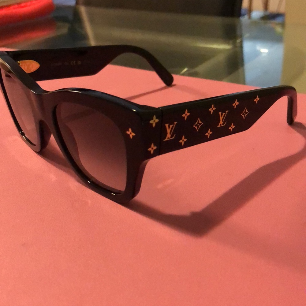 Louis Vuitton rendez-vous cat eye sunglasses - Picture 6 of 13